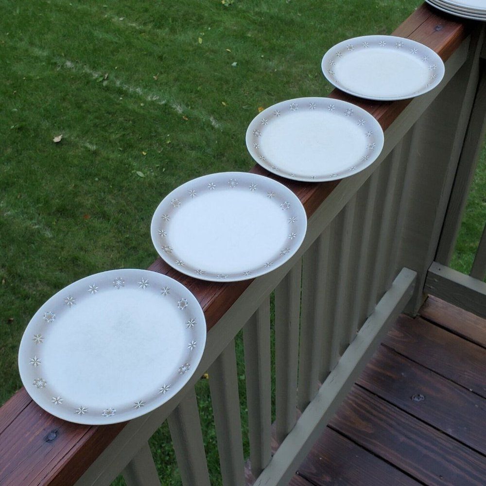 8 ONEIDA DELUXE MCM Melamine Melmac Gold Atomic Snowflake Starburst Plates Lot - Picture 4 of 12